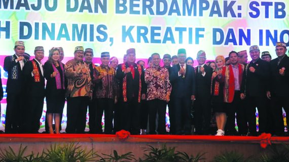 FX.Yapan Resmi Dilantik Jadi Ketua Umum Sempekat Tonyooi Benuaq (STB) Kaltim