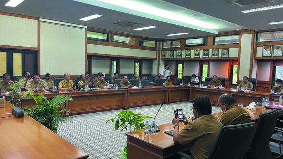 Rapat Persiapan Pemilihan Petinggi Serentak Se-Kabupaten Kutai Barat