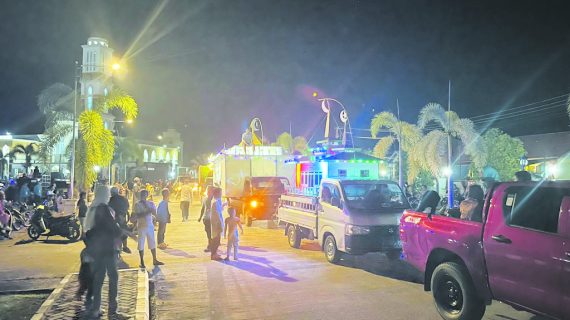 Pawai  Takbiran 1 Syawal 1444 Hijriah Kutai Barat Tahun 2023
