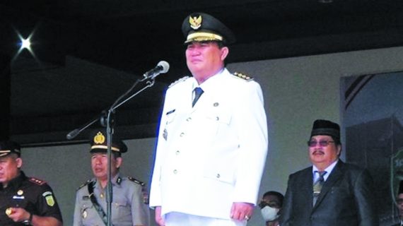 Pemkab Kubar Gelar Upacara Peringatan Hari Otonomi Daerah Ke-27 Tahun 2023