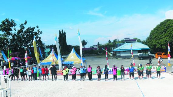 Turnamen Bola Voli Pantai Bupati Cup I Tahun 2023.