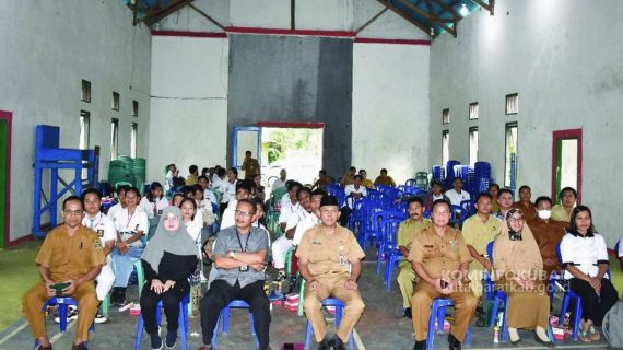 Kesbangpol Kutai Barat Gelar Sosialisasi Pendidikan Politik di Kecamatan Nyuatan