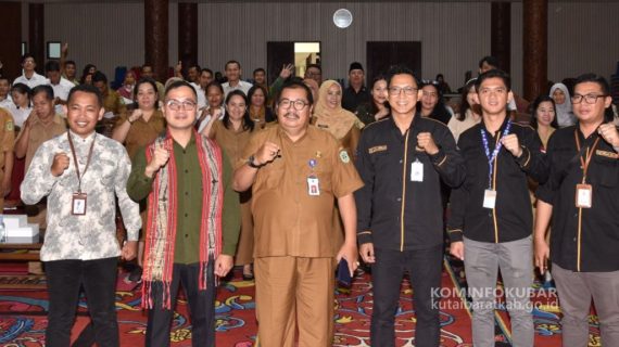 Sekretaris Daerah Kutai Barat Buka Kegiatan Edukasi Keuangan Masyarakat