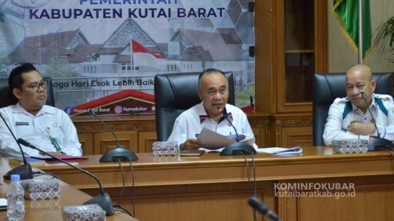 Wakil Bupati Kutai Barat Mengikuti Pemaparan Penilaian Kinerja 8 Aksi Konvergensi Penurunan Stunting