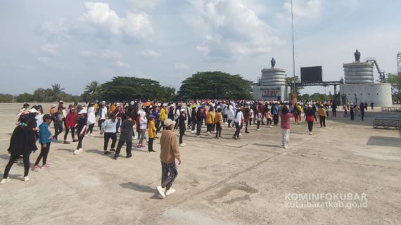750 Pelajar Berpartisipasi Sebagai Penari Kolosal Untuk HUT Kutai Barat Ke-24