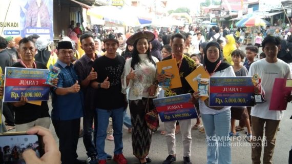 Kepala Dinas Pariwisata Kutai Barat Tutup Festival Melayu Gemeoh Siam Ultima
