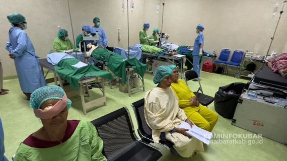 Operasi Katarak Massal Dalam Rangka Menyemarakkan HUT Kabupaten Kutai Barat Ke-24
