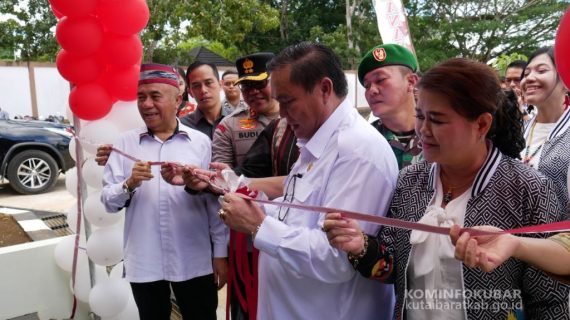 Bupati Kutai Barat Resmikan Gedung Sekretariat Dekranasda Kutai Barat