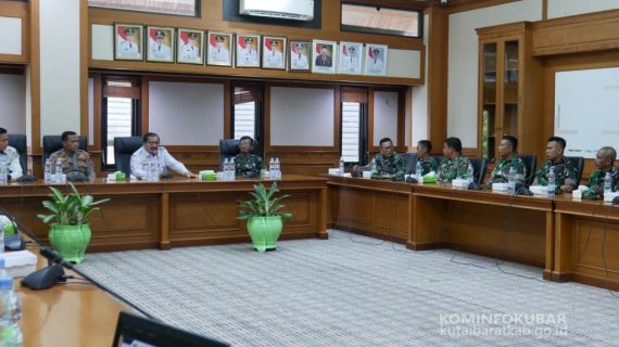 Kesbangpol Kutai Barat Gelar Rapat Panitia Seleksi Paskibraka
