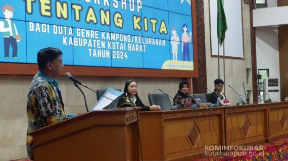 Sekretaris Dinas P2KBP3A Kutai Barat Buka Workshop “Tentang Kita” Bagi Duta Genre Kampung/Kelurahan