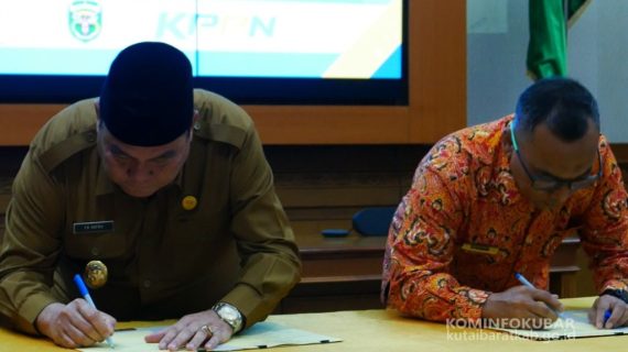 Tingkatkan Sinergi Dalam Pengelolaan Keuangan, Pemkab Kubar Bersama DJPb Kaltim Tandatangani Nota Kesepakatan