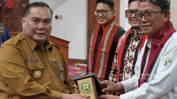 Pentingnya Pemberdayaan Masyarakat, Bupati Kutai Barat Buka Sosialisasi Program Kampung Sejahtera Mandiri