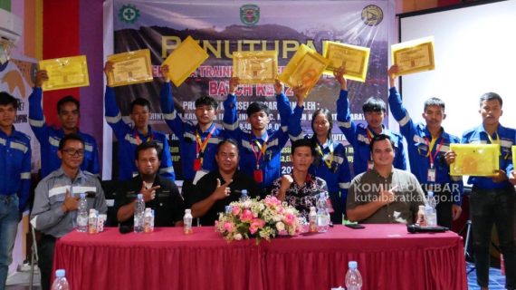 Tingkatkan SDM Kampung Intu Lingau, Pelatihan Driver Dump Truck Gelombang 12 Resmi Ditutup