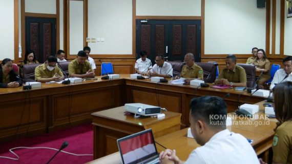 Bahas Jaminan Sosial, Disnakertrans Kutai Barat Bersama BPJS Ketenagakerjaan Gelar FGD