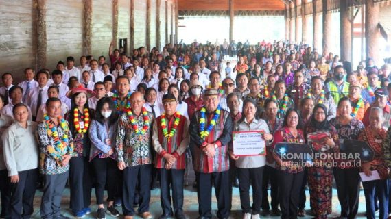 Kunjungan Kerja Ke Kecamatan Bentian Besar, Bupati Kutai Barat Hadiri Pengukuhan BPK